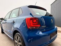 Gebraucht VW Polo 70 PS (51 kW) 2010 Blau Kleinwagen