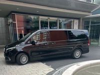 Gebraucht Mercedes V300 237 PS (174 kW) 2022 Schwarz Van / Kleinbus