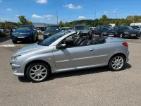 Gebraucht Peugeot 206 CC Platinum 136 PS (100 kW) 2003 Silber Cabrio