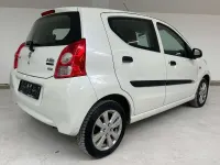 Gebraucht Suzuki Alto 68 PS (50 kW) 2015 Weiß Kleinwagen