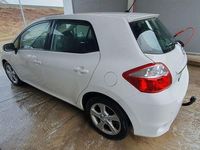 Gebraucht Toyota Auris Edition 99 PS (72 kW) 2011 Weiß Kleinwagen
