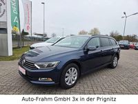 Gebraucht VW Passat 120 PS (88 kW) 2015 Blau Kombi