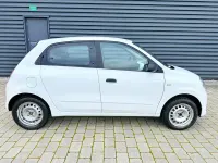 Gebraucht Renault Twingo Life 69 PS (50 kW) 2018 Weiß Kleinwagen