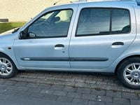 Gebraucht Renault Clio II Initiale 107 PS (78 kW) 2001 Silber Kleinwagen