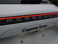 Gebraucht Porsche Cayenne Turbo 551 PS (405 kW) 2018 Weiß SUV
