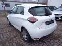 Gebraucht Renault Zoe Life 50 kW (69 PS) 2021 Gletscherweiß Kleinwagen