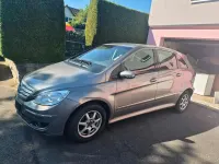 Gebraucht Mercedes B150 95 PS (69 kW) 2005 Silber Van / Kleinbus