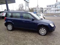 Gebraucht Skoda Yeti Easy 110 PS (80 kW) 2012 Pacificblau SUV