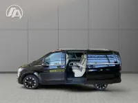 Gebraucht Mercedes V250 Avantgarde 190 PS (139 kW) 2025 Obsidianschwarz Van / Kleinbus