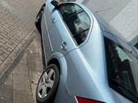 Gebraucht Ford Mondeo 125 PS (91 kW) 2004 Blau Limousine