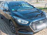 Gebraucht Hyundai i40 Style 141 PS (103 kW) 2017 Schwarz Kombi