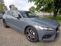 Gebraucht Volvo V60 Core 163 PS (119 kW) 2025 Grau Kombi