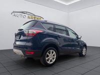 Gebraucht Ford Kuga 120 PS (88 kW) 2017 Blau SUV