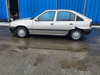 Gebraucht Opel Kadett 75 PS (55 kW) 1988 Silber Kleinwagen
