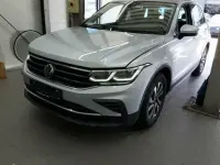 Gebraucht VW Tiguan Active 150 PS (110 kW) 2023 Reflexsilber metallic SUV
