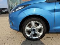 Gebraucht Ford Fiesta Trend 82 PS (60 kW) 2008 Blau Kleinwagen