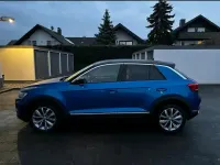 Gebraucht VW T-Roc 150 PS (110 kW) 2018 Blau SUV