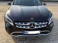 Gebraucht Mercedes GLA180 122 PS (89 kW) 2019 Schwarz SUV