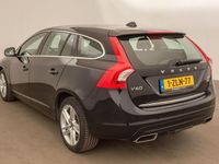 Gebraucht Volvo V60 215 PS (158 kW) 2015 Schwarz Kombi