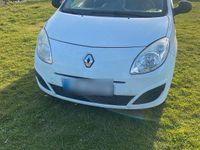 Gebraucht Renault Clio II 55 PS (40 kW) 2008 Weiß Kleinwagen