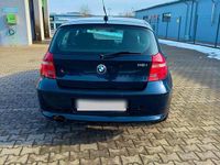 Gebraucht BMW 116 122 PS (89 kW) 2009 Schwarz Kleinwagen