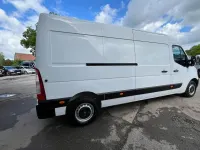 Gebraucht Renault Master 131 PS (96 kW) 2019 Weiß Van / Kleinbus