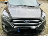 Usata Ford Kuga ST-Line 150 CV (110 kW) 2018 Grigio SUV