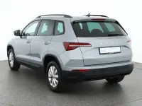 Neu Skoda Karoq 150 PS (110 kW) 2026 Smokeydiamondsilbermet. SUV