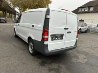 Gebraucht Mercedes Vito 163 PS (119 kW) 2021 Arktikweiss Van