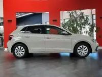 Gebraucht VW Polo Life 95 PS (69 kW) 2022 Grau Limousine