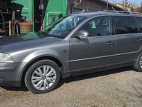 Usata VW Passat 131 CV (96 kW) 2004 Grigio Station wagon
