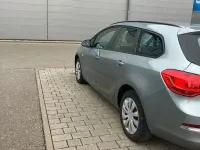 Gebraucht Opel Astra Edition 140 PS (102 kW) 2012 Silber Kombi