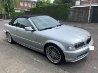 Gebraucht BMW 320 Cabriolet 170 PS (125 kW) 2001 Titansilber metallicsilber metallic Cabrio