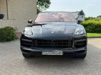 Gebraucht Porsche Cayenne Turbo Coupe 549 PS (403 kW) 2019 Tiefschwarz SUV
