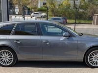 Second-hand Audi A4 Attraction 170 CP (125 kW) 2015 Gri Break