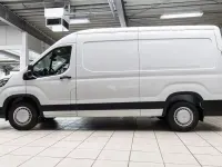 Neu Maxus V90 147 PS (108 kW) 2026 Weiß Van