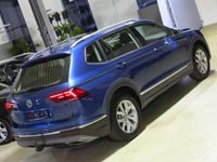Gebraucht VW Tiguan Allspace Highline 150 PS (110 kW) 2021 Blue silk (metallic) SUV
