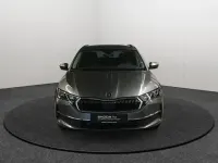 Gebraucht Skoda Octavia Selection 150 PS (110 kW) 2025 Grau Kombi