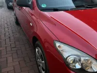 Gebraucht Hyundai i30 Classic 109 PS (80 kW) 2010 Rot Kleinwagen