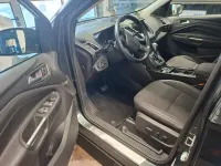 Usado Ford Kuga Titanium 182 HP (133 kW) 2017 Verde SUV