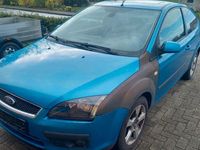 Gebraucht Ford Focus Viva 116 PS (85 kW) 2005 Blau Limousine