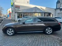 Gebraucht Mercedes E200 Avantgarde 184 PS (135 kW) 2017 Braun Limousine