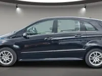 Gebraucht Mercedes E200 193 PS (141 kW) 2007 Schwarz Limousine