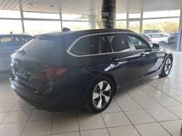Gebraucht BMW 520 Performance 190 PS (139 kW) 2022 Blau Limousine