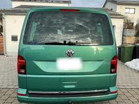 Second-hand VW Multivan Edition 199 CP (146 kW) 2021 Verde Monovolum