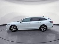 Gebraucht VW Passat Elegance 150 PS (110 kW) 2025 Weiß Kombi