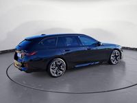 Neu BMW 520 197 PS (144 kW) 2026 Schwarz Kombi