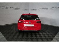 Gebraucht VW Passat Elegance 150 PS (110 kW) 2022 Rot Kombi