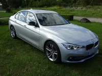 Gebraucht BMW 330 Sport Line 258 PS (189 kW) 2016 Silber Limousine
