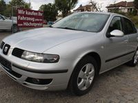 Używany Seat Leon Stella 105 KM (77 kW) 2003 Srebrny Sedan/Limuzyna